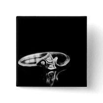 Golden ring pin