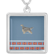 Gordon Setter on Folk Heart Background Necklace