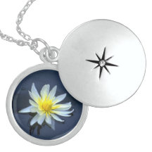 Gorgeous Flowers Necklace Locket