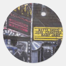 Graffiti 10 round sticker
