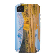 Grand Teton Vibe iPhone 4 Cover