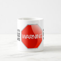 Grands seins d'avertissement mugs à café