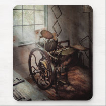 Graphic Artist - The humble printing press Mouse Pads