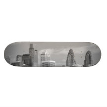 Gratte-ciel de Philly noirs et blancs Planches À Roulettes Customisées
