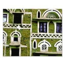 green building detail photo