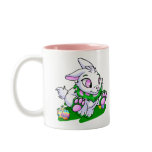 Green Cybunny racing through neggs mugs
