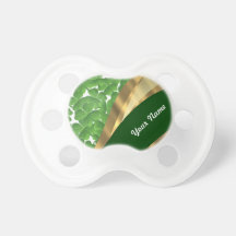 Green shamrock pattern