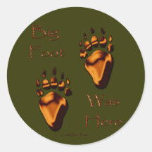 GRIZZLY BEAR TRACKS ROUND STICKER