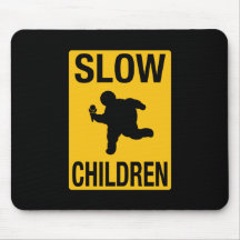 Grosse parodie de plaque de rue d'enfant d'enfants tapis de souris