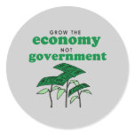 Grow the Economy not government Round Stickers