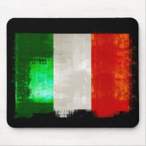 Grunge Italian flag of Italy vintage retro style Mouse Pads