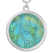 GRUNGE PEACES Necklace