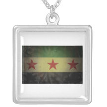Grungy Syria Flag Necklace