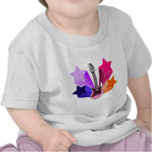 Guitare frappée par étoile t-shirts