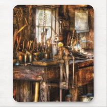 Handyman - Messy Workbench Mouse Mat