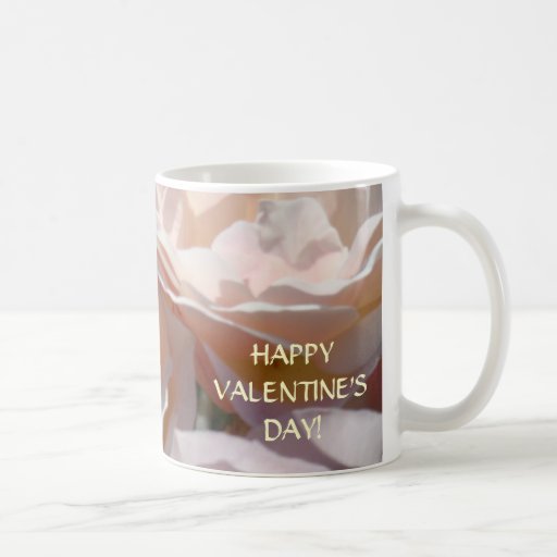 HEUREUSE SAINTE-VALENTIN ! Cadeaux roses de tasse 