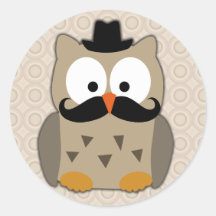 Hibou avec la moustache et le chapeau autocollant rond