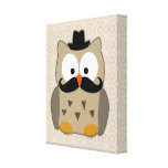 Hibou avec la moustache et le chapeau toile tendue