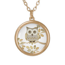 Hibou large de yeux en collier d'arbre