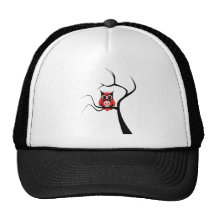 Hibou rouge de crâne de sucre dans le chapeau d'ar casquettes