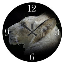 Horloge murale blanche rare de Lion-Amant de grand