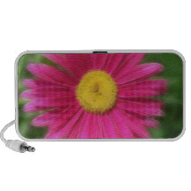 Hot Pink Painted Daisy Travel Speakers