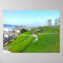 Houe de Plymouth Posters