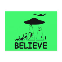 I believe in aliens postcard