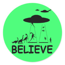 I believe in aliens round sticker
