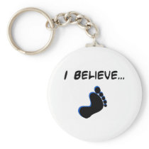 I Believe in Bigfoot Key Chains