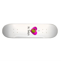 I heart Saint patty's in gold and pink Skateboard