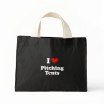 I LOVE PITCHING TENTS T-shirt Bag
