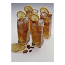 Iced tea in glass tumbler with lemon slice invitations