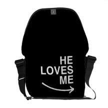 Il m'aime (droit) - .png sacoches