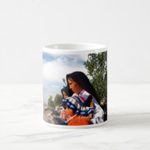 Inca family - Titicaca lake, Peru Taza De Café