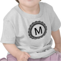 Initiale noire et blanche de coutume de médaillon t-shirts