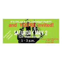 Invitation orientée d'anniversaire de pirate