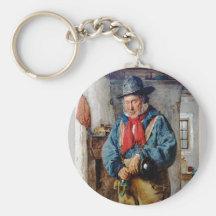 Irish Man Puts Whiskey Into Flask Keychain