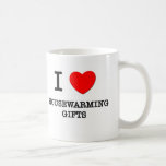 J'aime des cadeaux de pendaison de crémaillère tasse à café