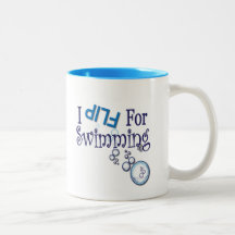 Je renverse pour les cadeaux de natation tasse