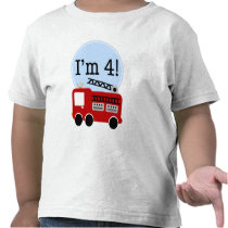 Je suis camion de pompiers de quatre rouges t-shirts