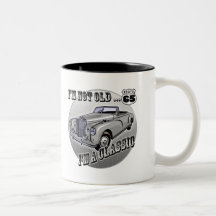 Je suis les soixante-cinquième cadeaux d'anniversa mugs