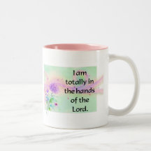 Je suis totalement aux mains du seigneur tasse à café