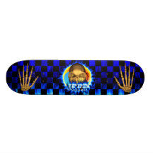 Jeff skull blue fire Skatersollie skateboard.