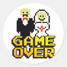 Jeu au-dessus du mariage (à 8 bits) adhésifs ronds