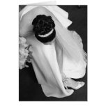 Jeune mariée et ses chaussures carte
