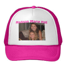Kaylee n sa soeur, Madison Marie Hall Casquette