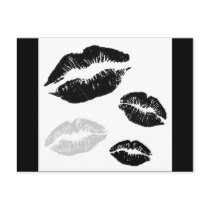 kisses-blackwhitegrey