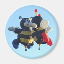 Kissing Bees Magnet