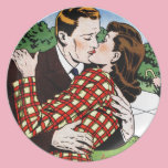 Kissing on the Green plates